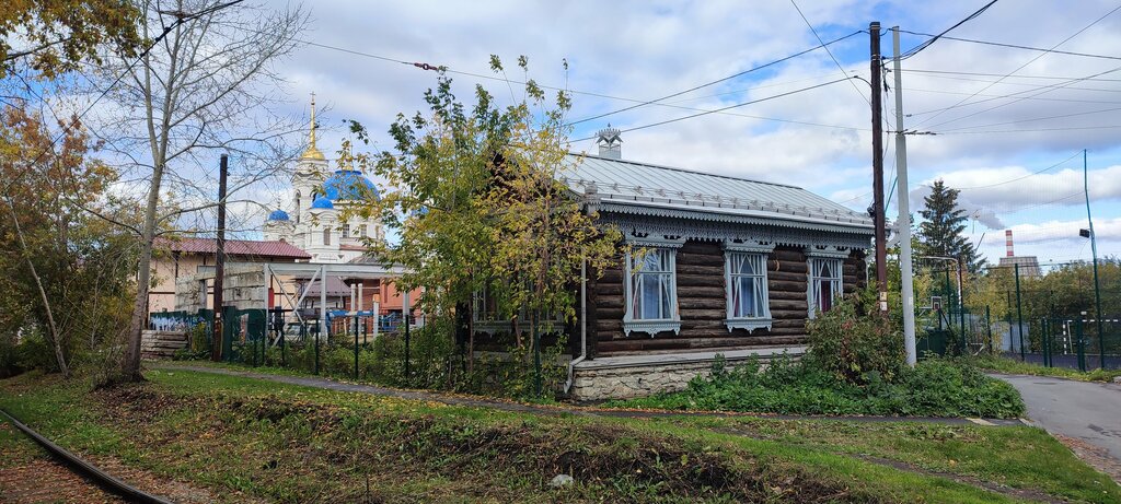 Достопримечательность Жилой дом на ул. Синяева, 58, Екатеринбург, фото