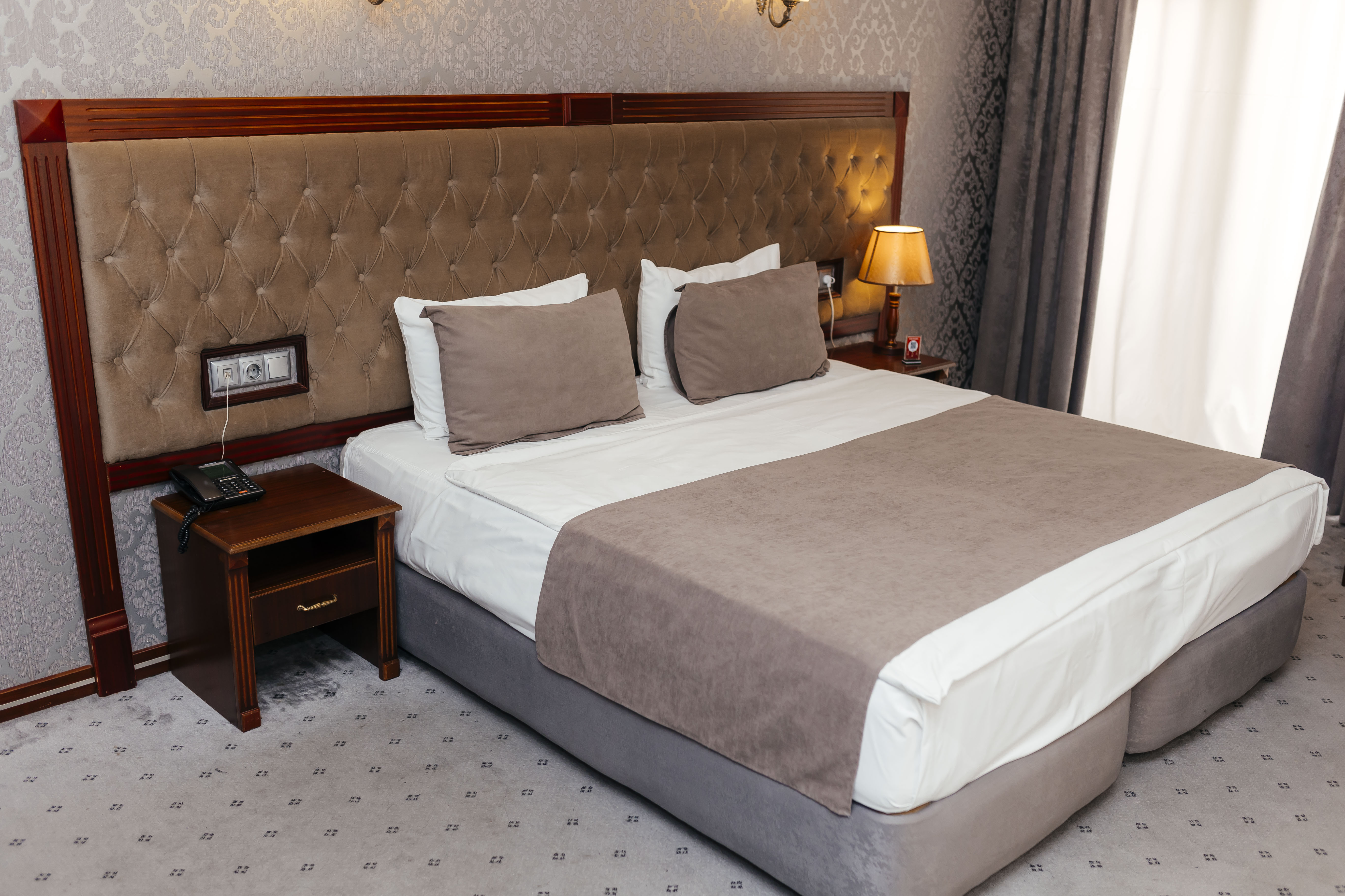 Фото Capitol Hotel