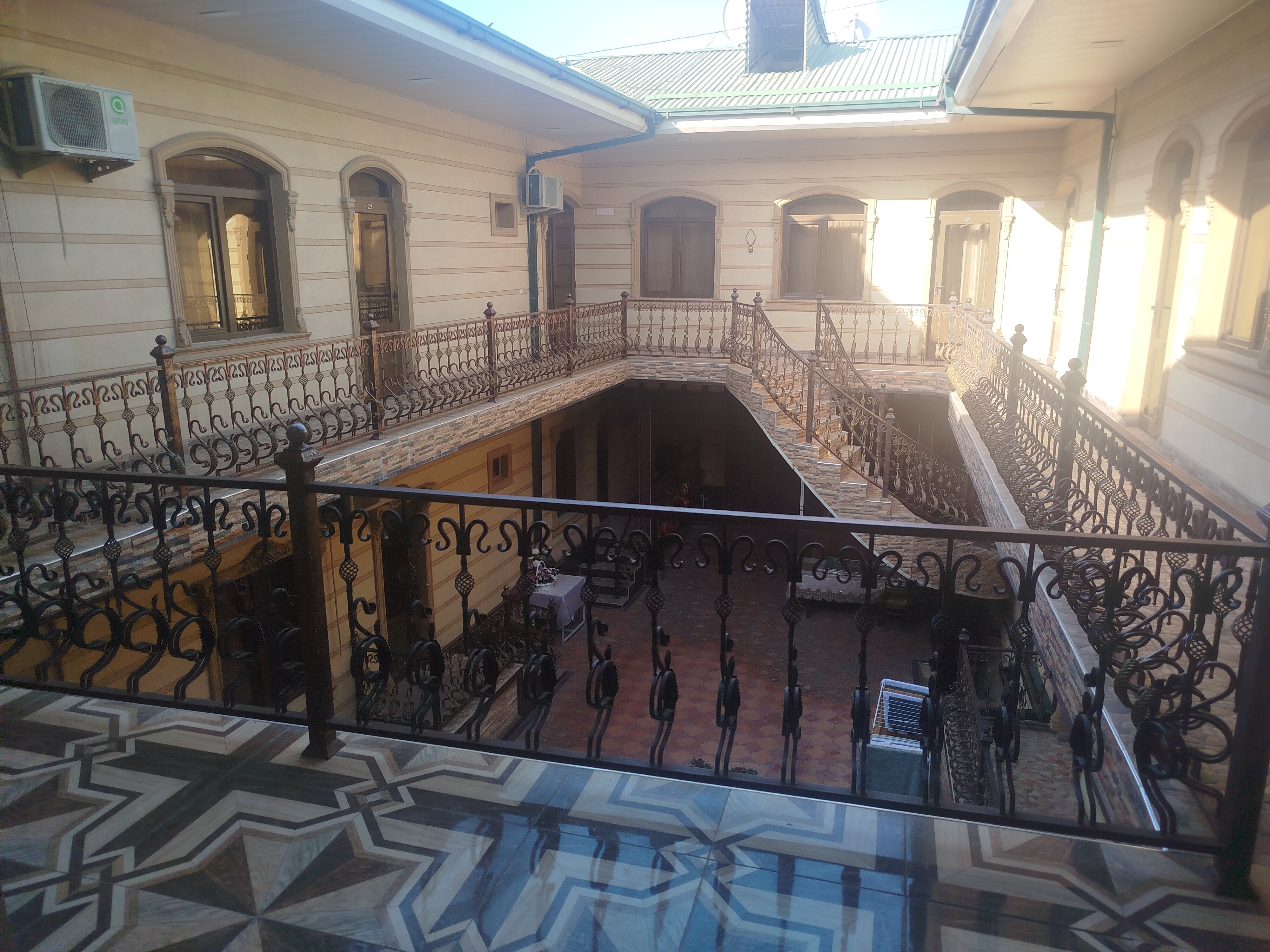 Фото Shahram Plus