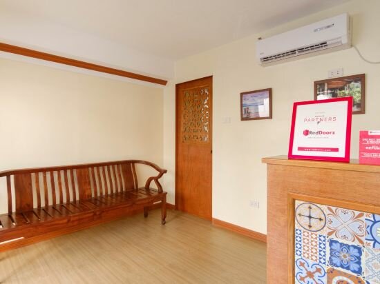 Фото RedDoorz Plus near Johnson and Johnson Paranaque