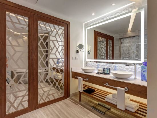 Фото Royalton Chic Cancun, An Autograph Collection All-Inclusive Resort - Adults Only