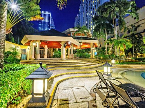 Внешний вид отеля Waterfront Cebu City Hotel & Casino в Себу, фото 3