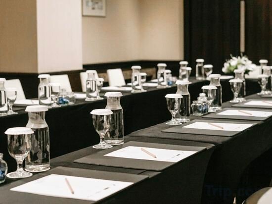 Фото Bumi Surabaya City Resort