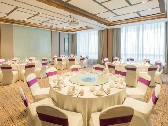 Фото Hilton Garden Inn Zibo Zhangdian