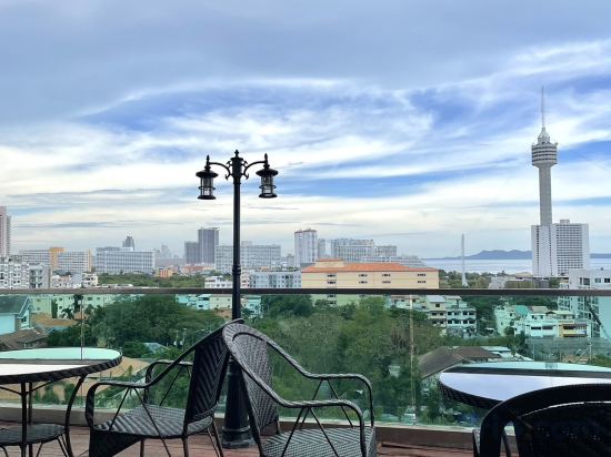 Фото Unique Regency Pattaya