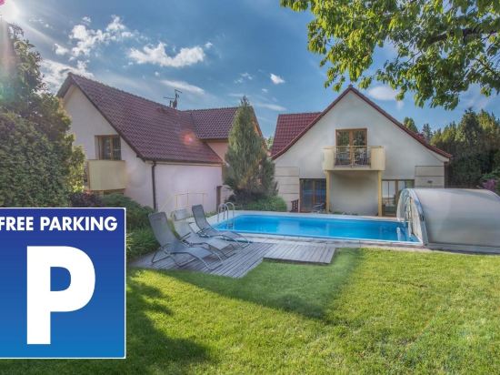 Фото Hotel Garni Pod Skalkou