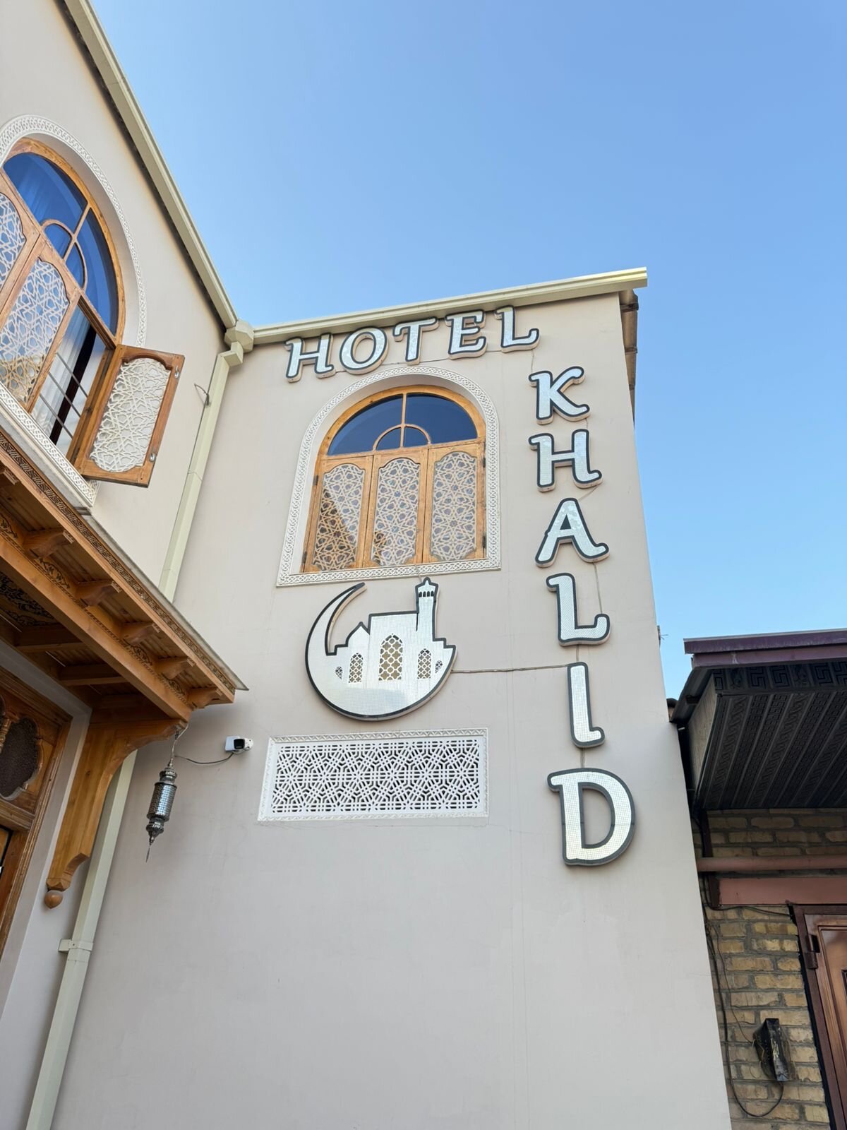 Фото отеля 1