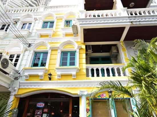 Фото отеля 1