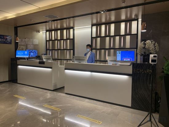 Фото Echarm Hotel