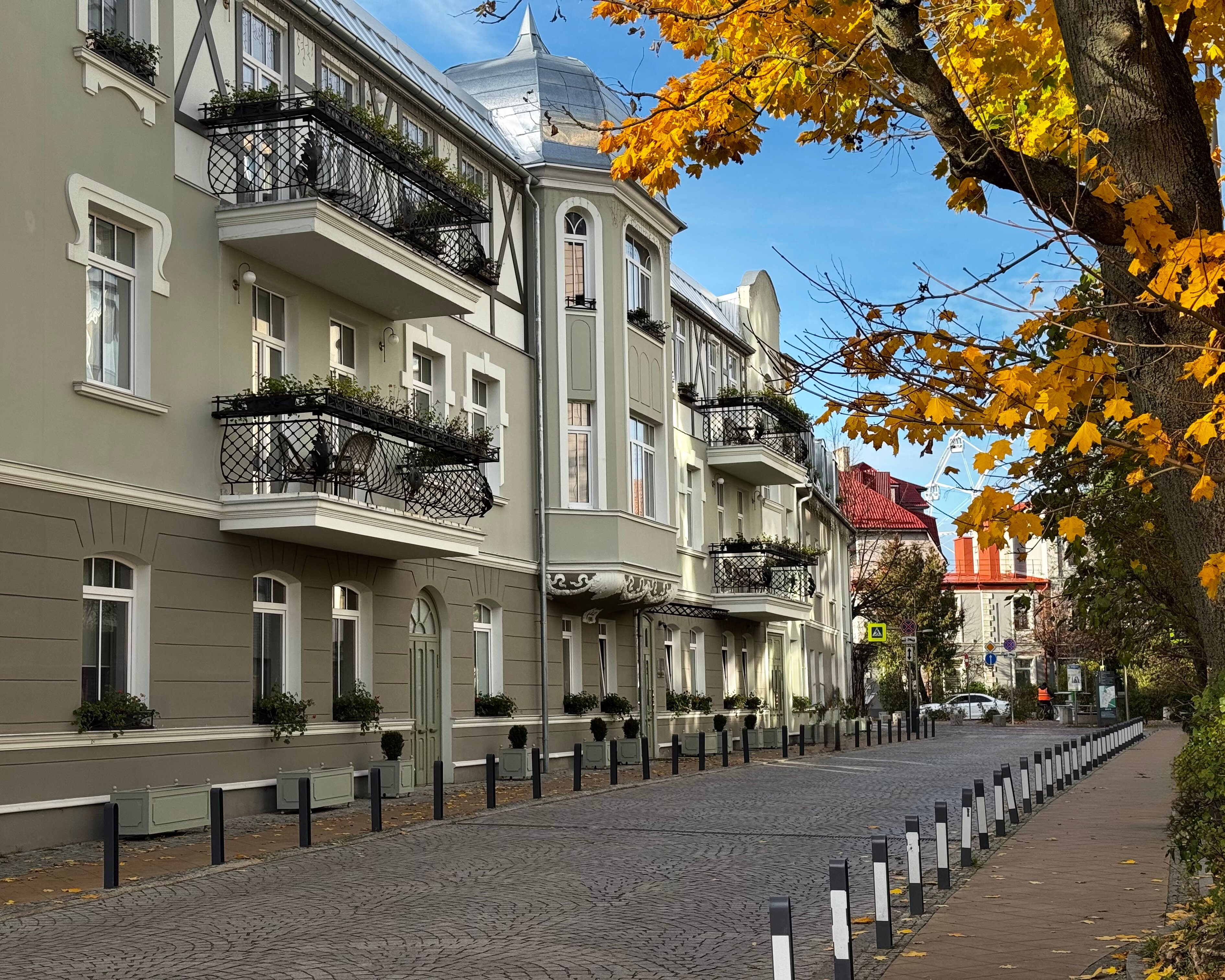 Фото Mr.Just`s Hotel