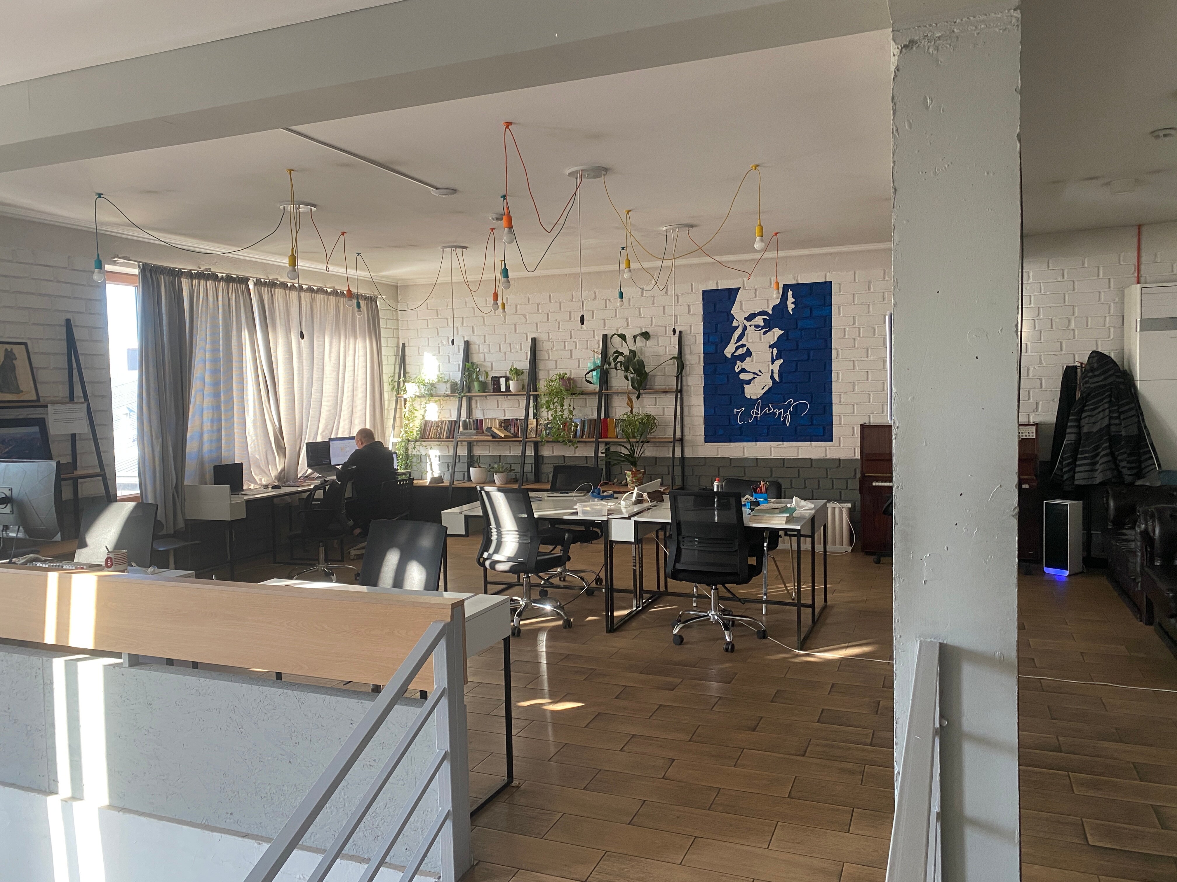 Фото OloloFreelander Hostel&Coworking