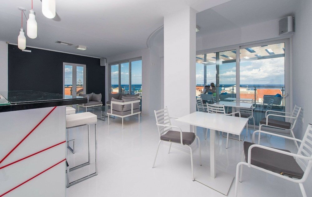 Фото Diana Hotel