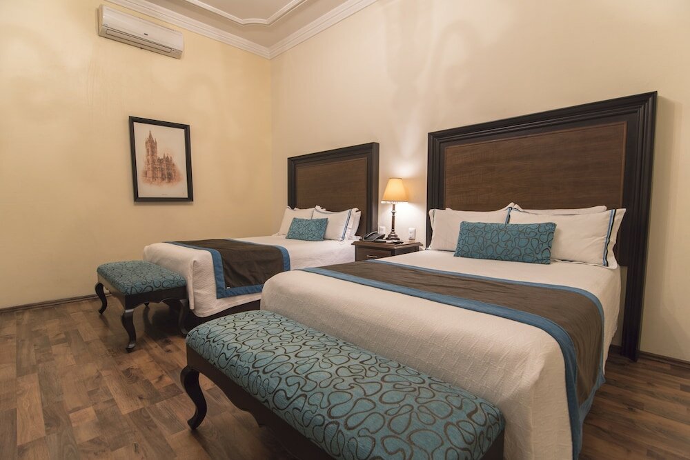 Фото Hotel Morales Historical & Colonial Downtown Core