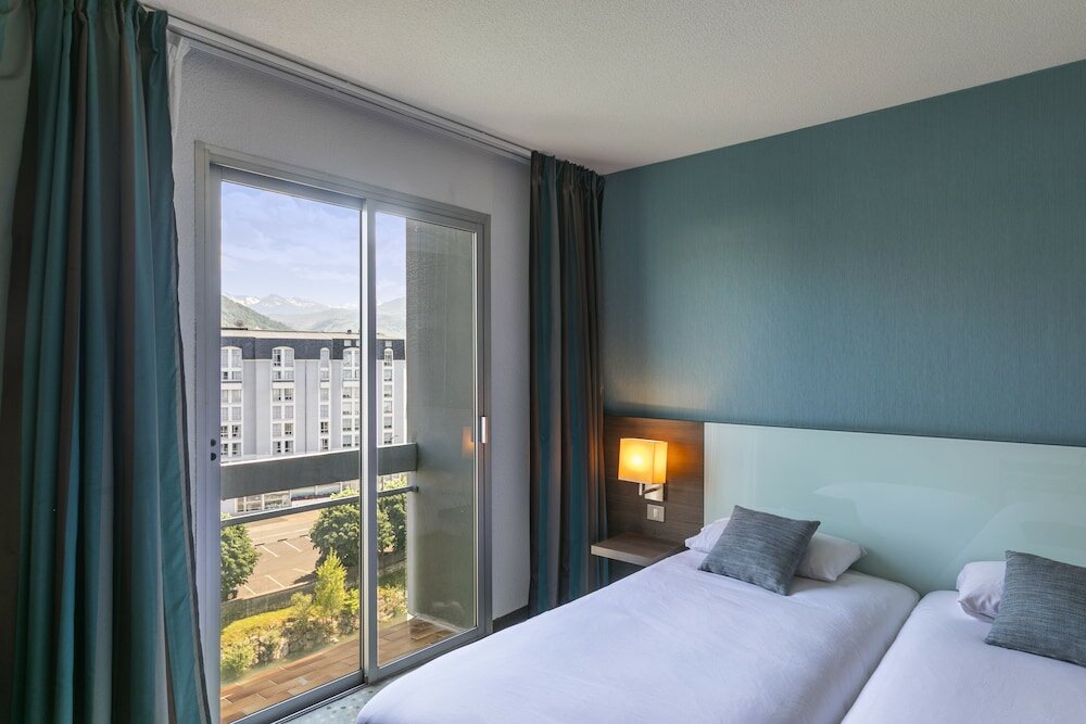 Фото Hotel Miramont