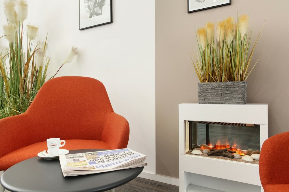 Фото The Alcove Hotel