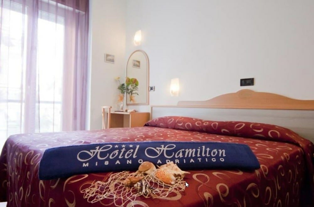 Фото Hotel Hamilton