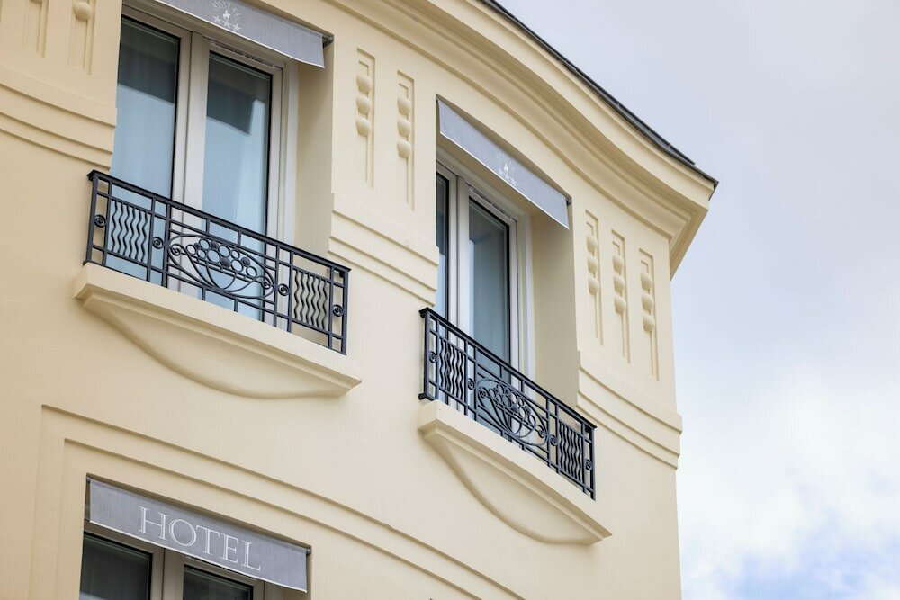 Фото Charlemagne