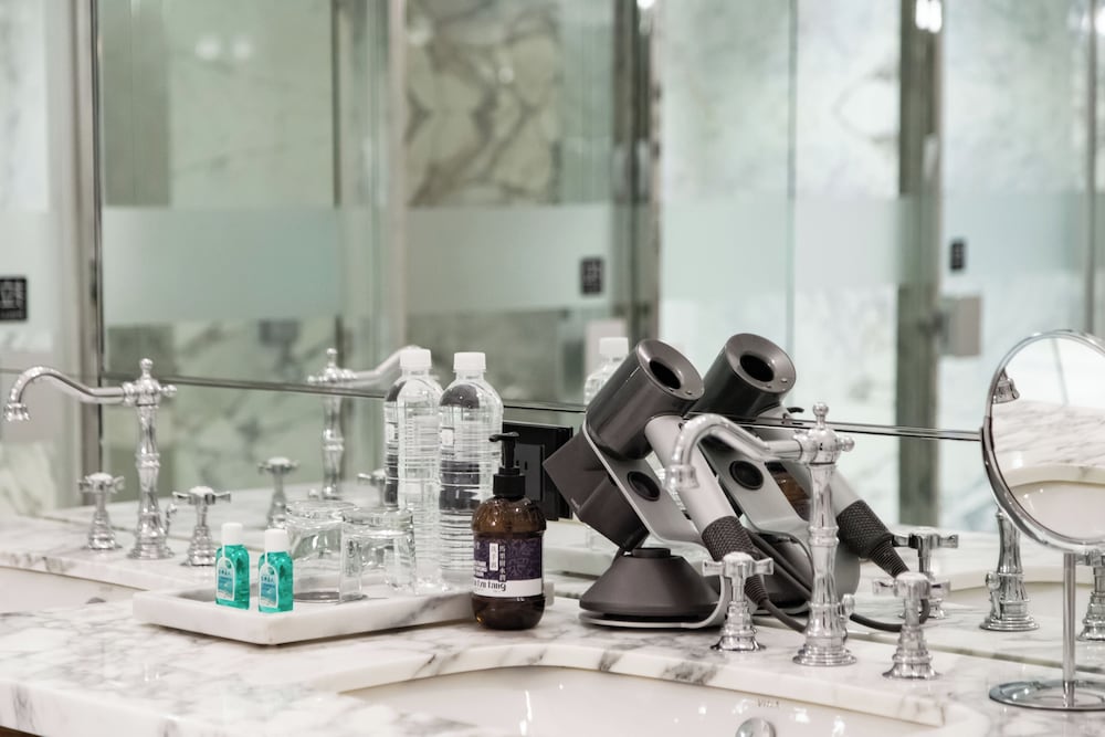 Фото Inhouse Hotel Grand