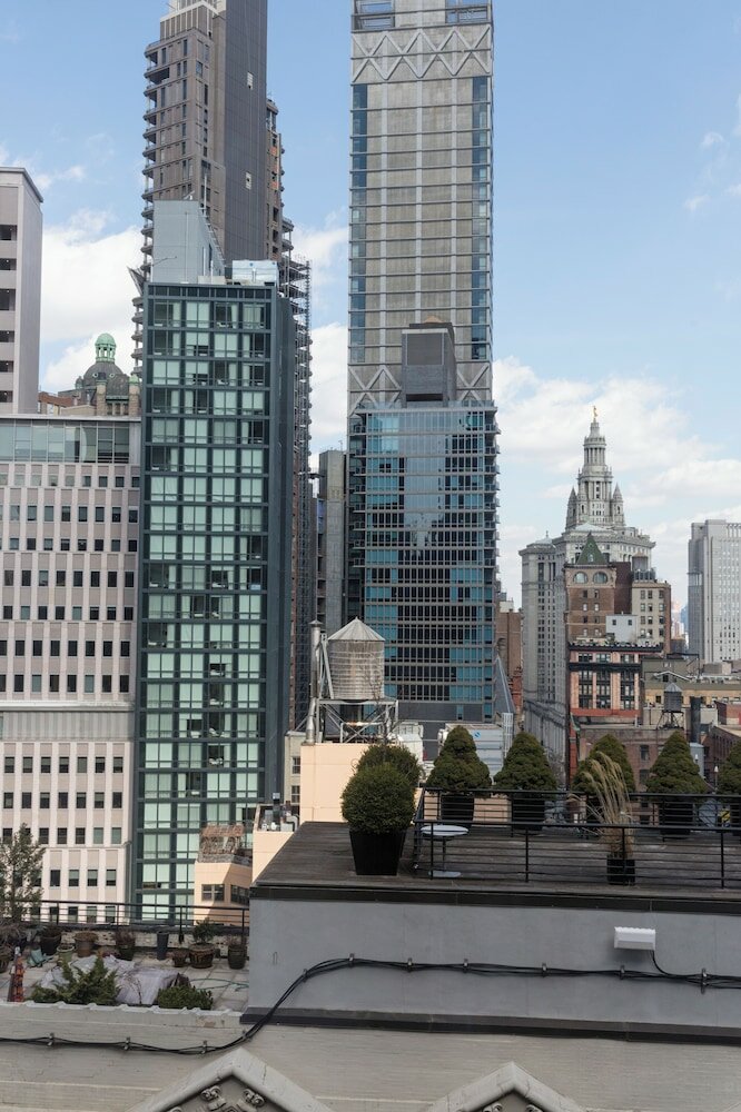 Фото The Artezen Hotel