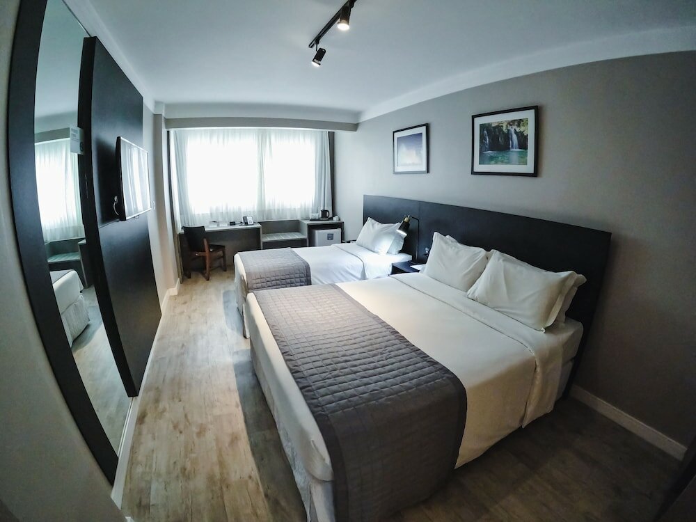 Фото Santa Inn Hotel