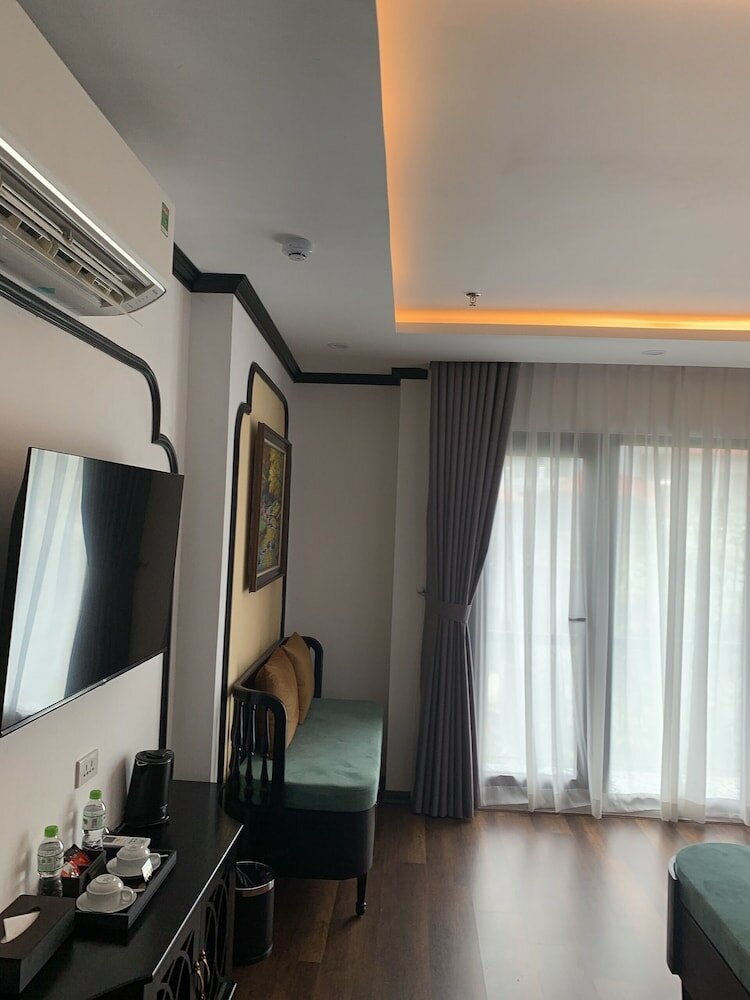 Фото Aquarius Premium Hotel