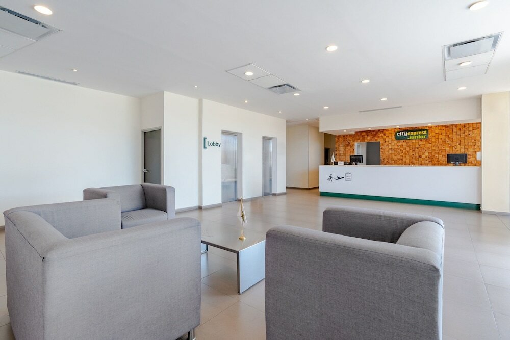 Фото City Express Junior Aguascalientes Centro