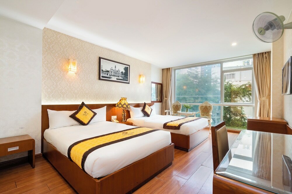 Фото отеля 2