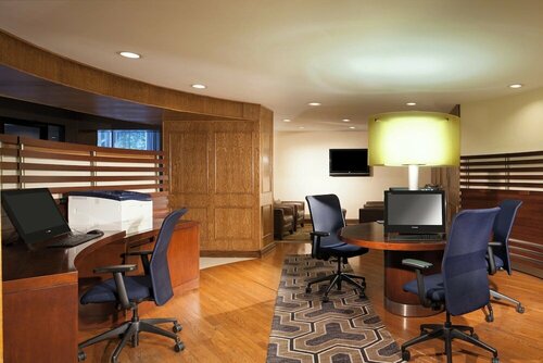 Гостиница Sheraton Bucks County Langhorne в Трентоне