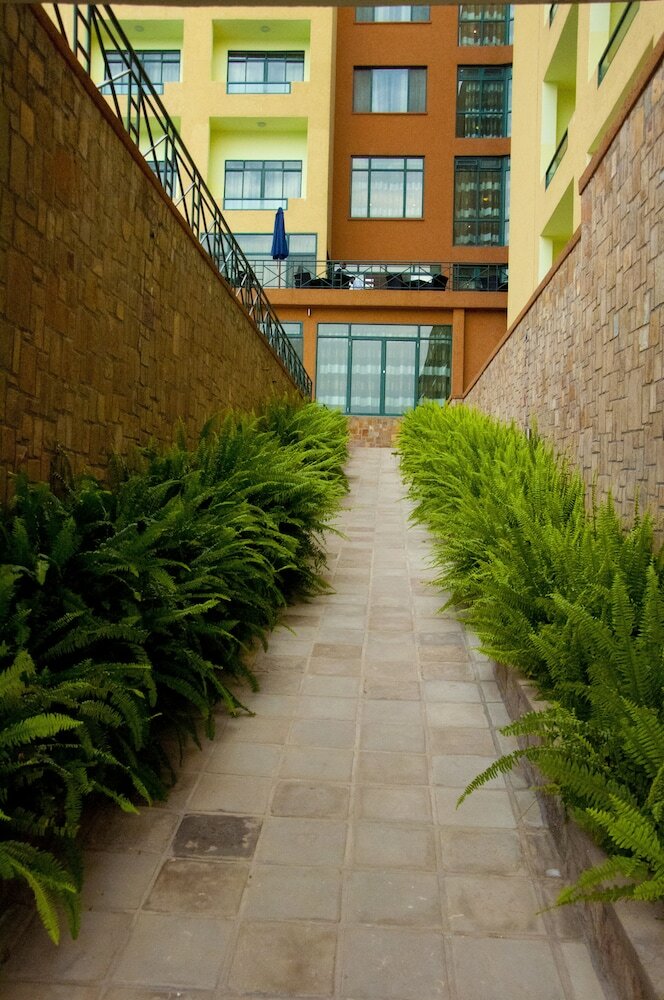 Фото Gorillas Golf Hotel