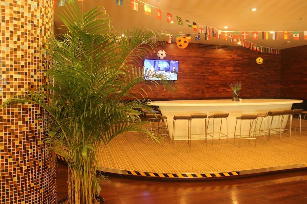 Фото Holiday Inn Express Shanghai Putuo, an Ihg Hotel