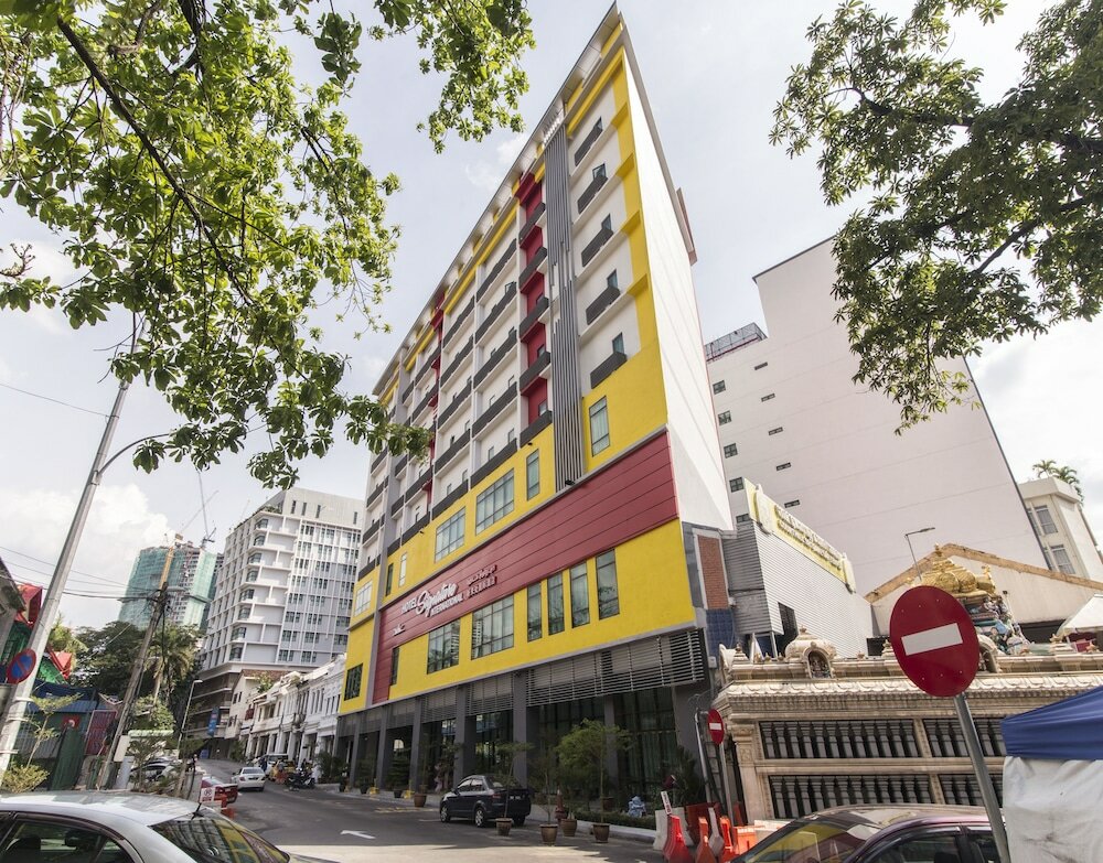 Фото отеля 1