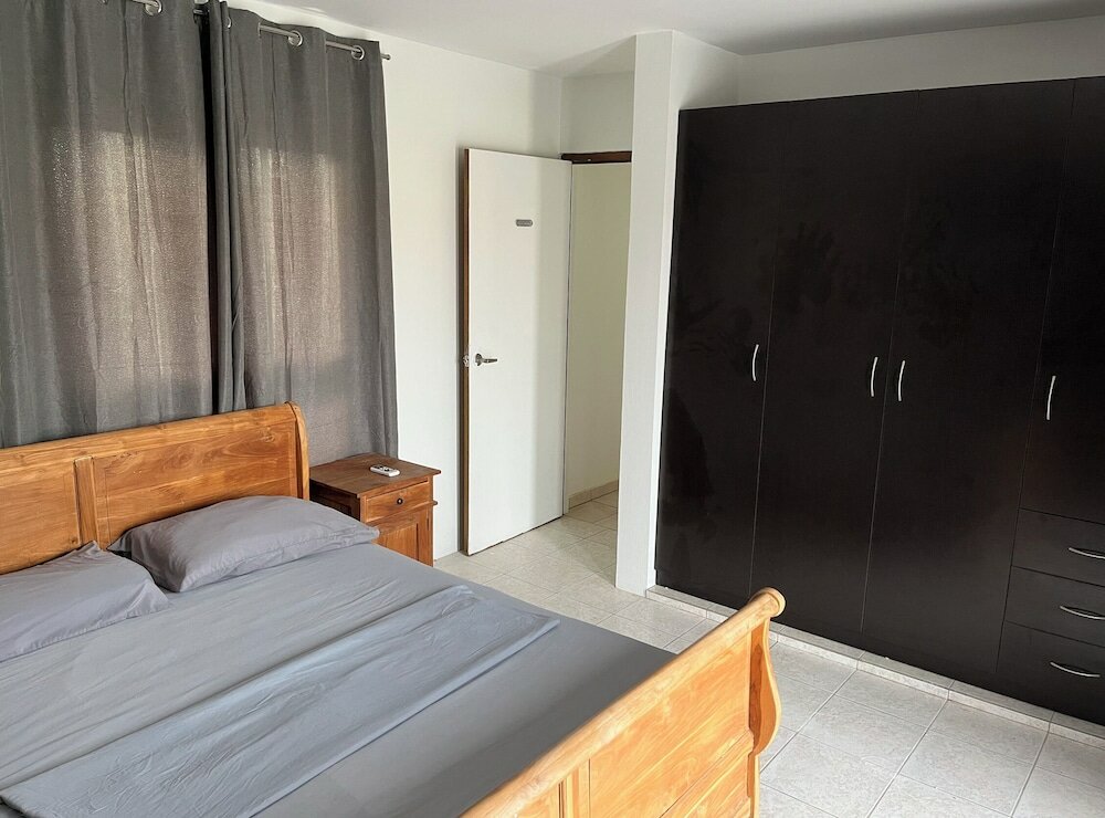 Фото Genesis Apartments