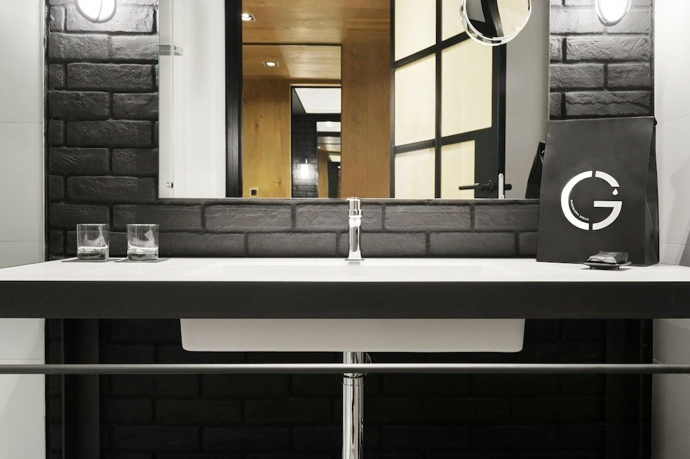 Фото The Corner Hotel