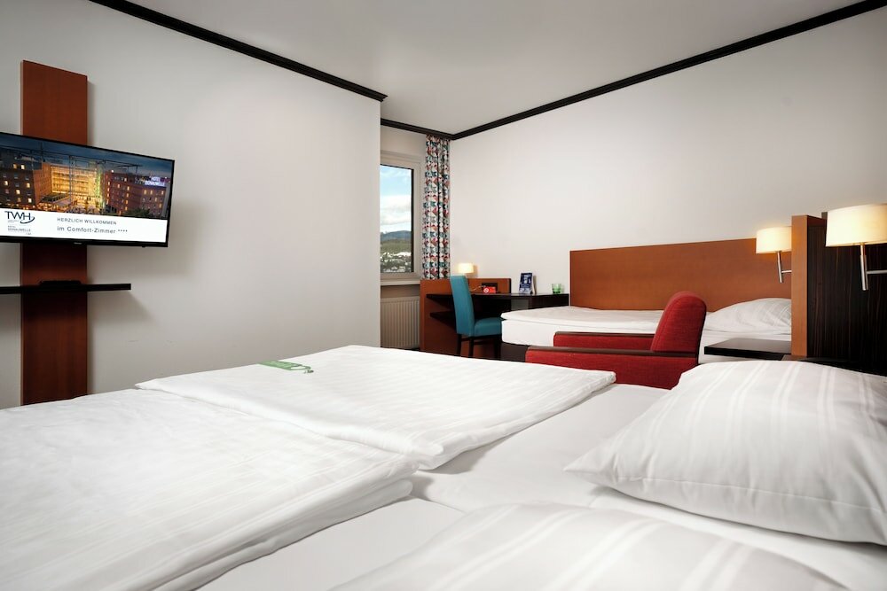 Фото Trans World Hotel Donauwelle