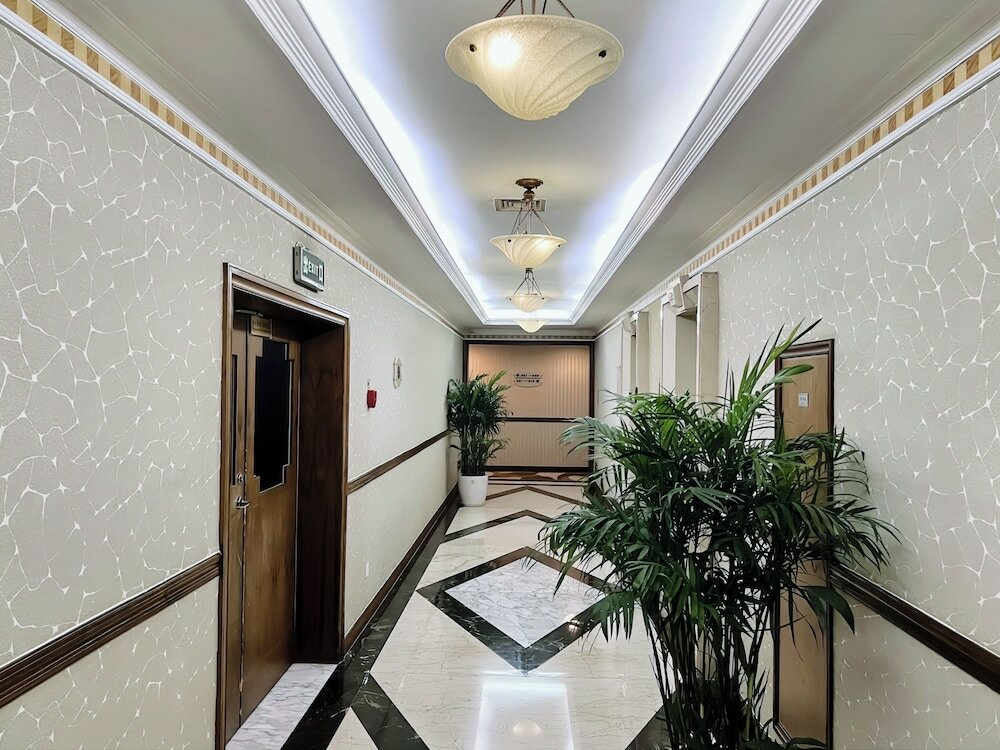 Фото Chongqing Milky Way Hotel