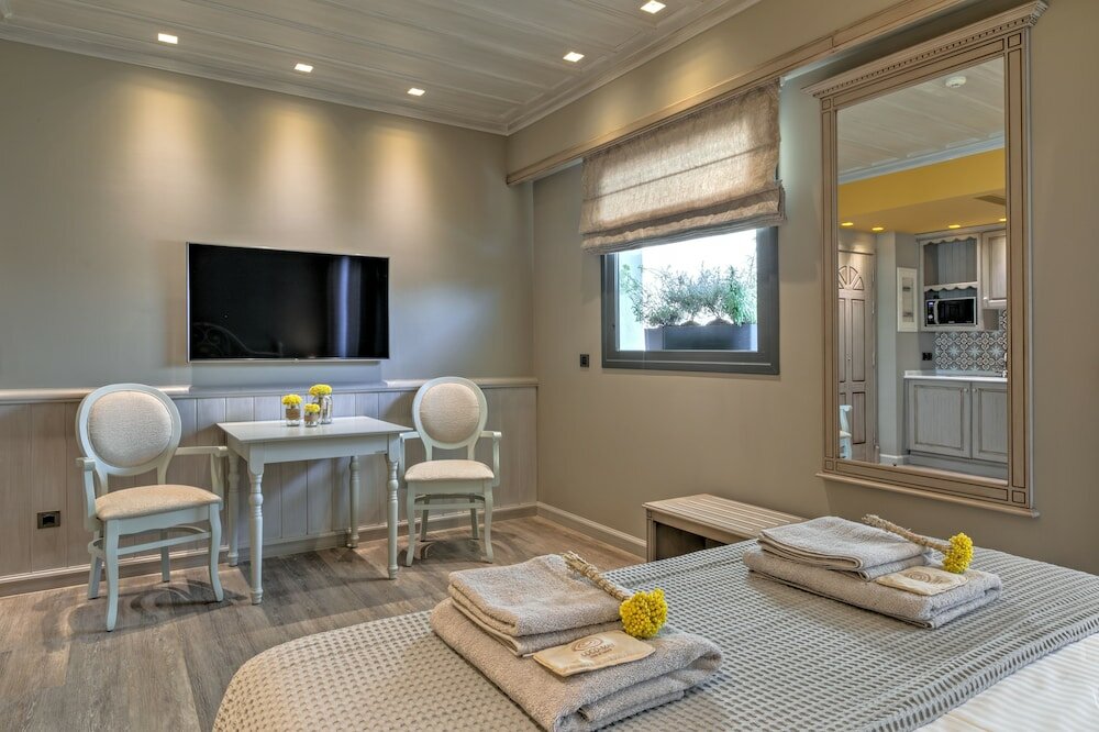 Фото Estia Boutique Apartments