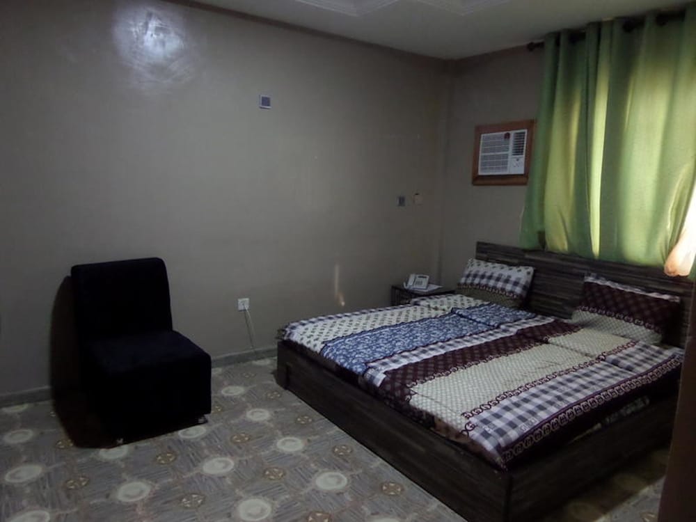 Фото X Garden Hotel & Suites