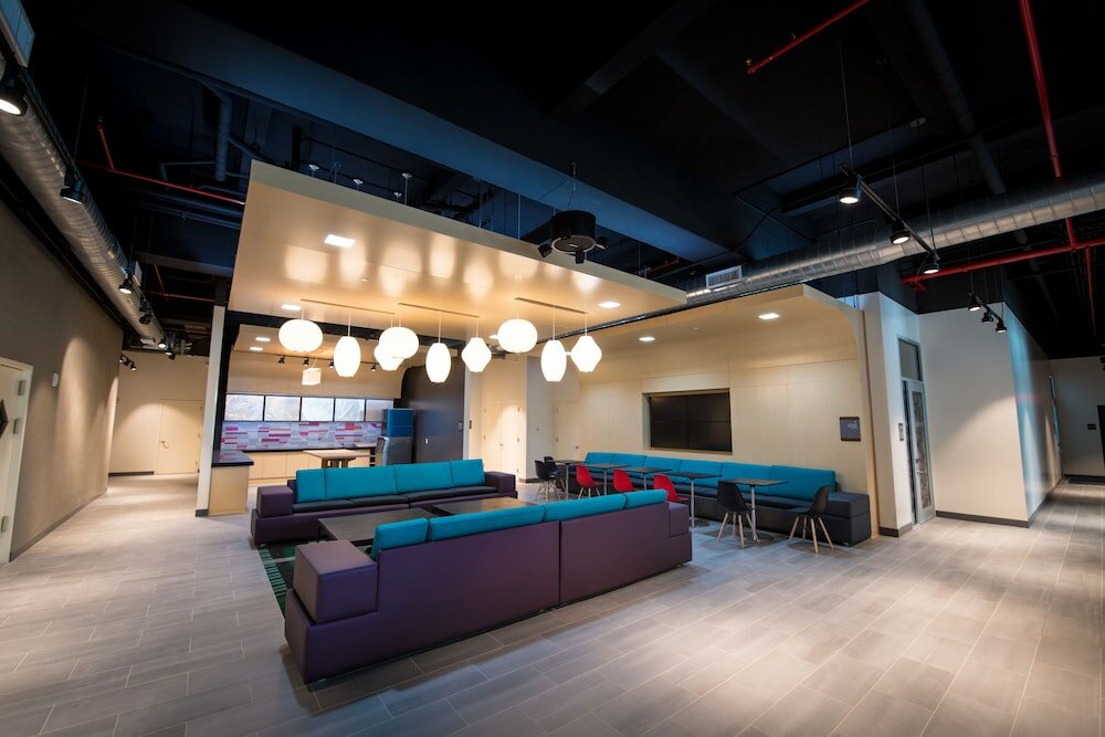 Фото Aloft New York LaGuardia Airport