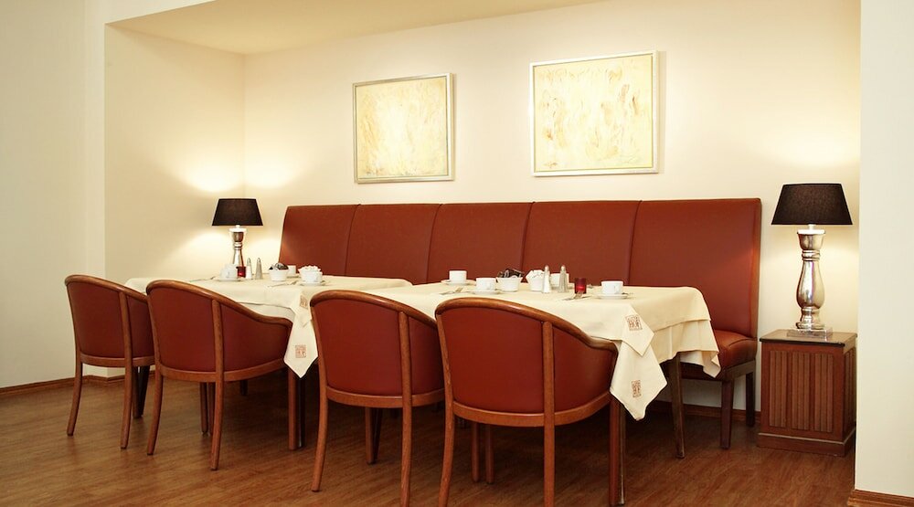 Фото Hotel Alster-Hof
