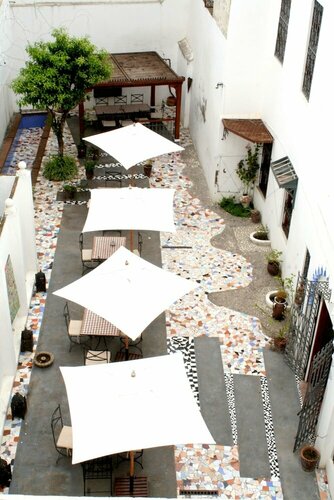 Гостиница Blanco Riad в Тетуане