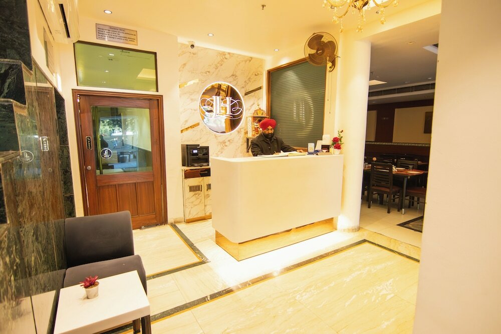 Фото Jullundur Hotel