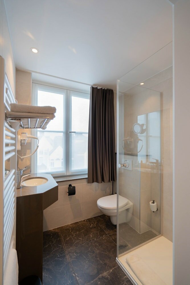 Фото Hotel du Theatre