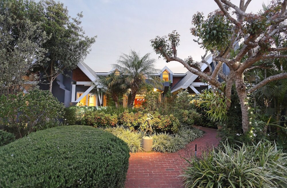 Фото Serendipity Guest House and Restaurant