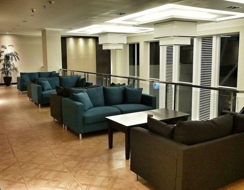 Фото M Premiere Hotel