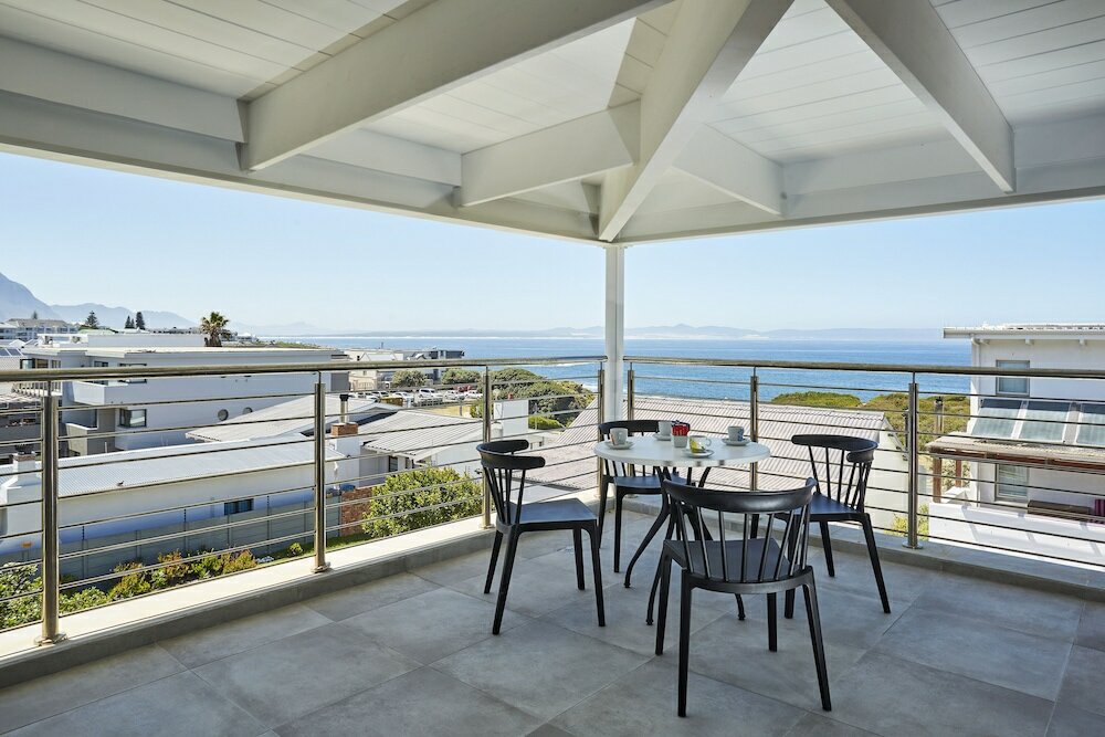 Фото One Marine Drive Boutique Hotel