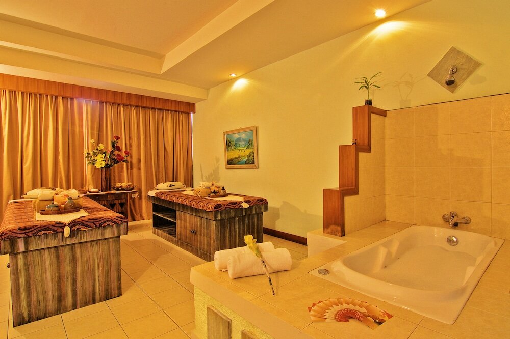 Фото Planet Holiday Hotel & Residence