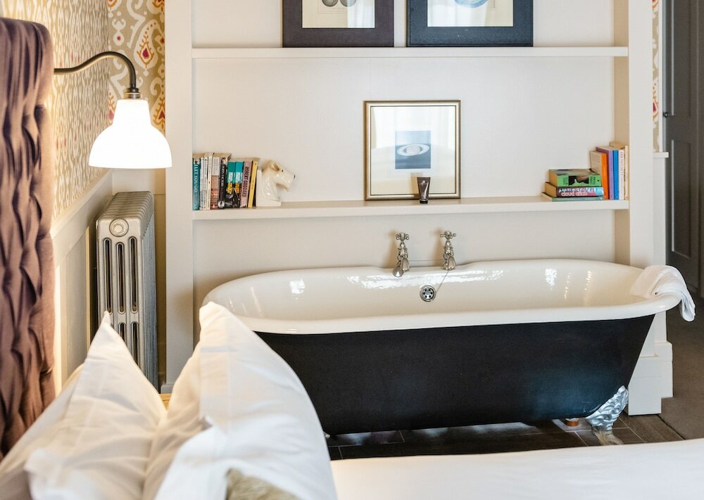 Фото Didsbury House Hotel