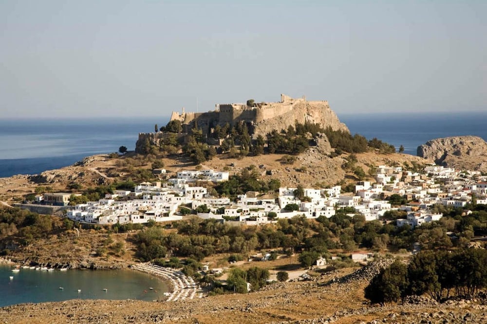 Фото отеля 3