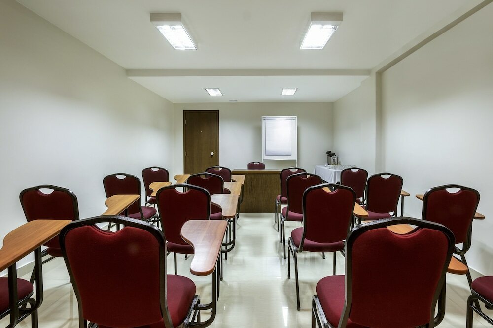 Фото Sia Park Executive Hotel