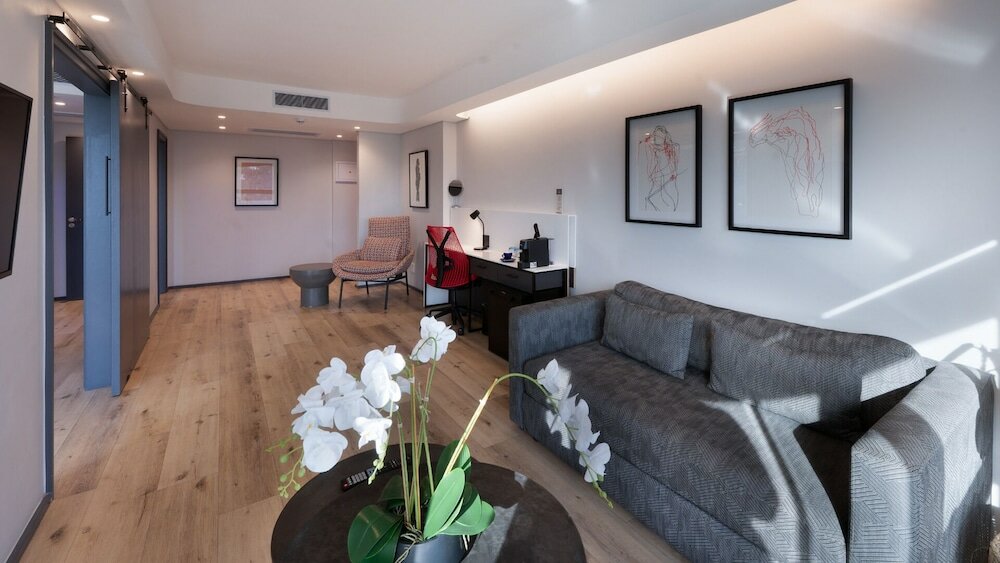 Фото Anew Hotel Green Point